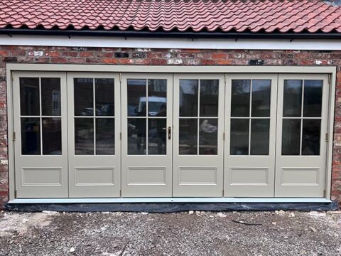 Timber bifolds — Bifold scheme — Harrogate. Handcrafted timber by Bailey Hague Joinery, Yorkshire.