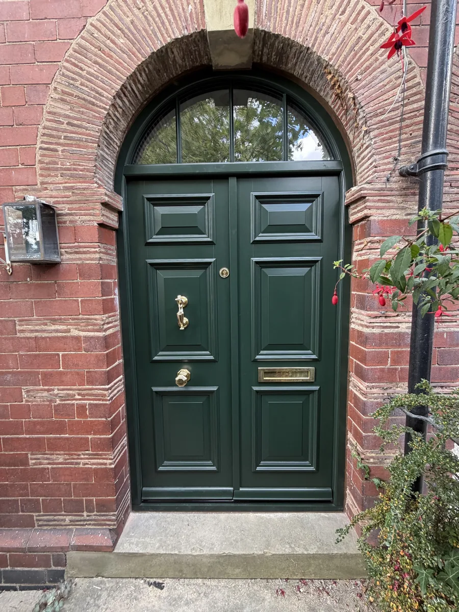 Victorian arched front door, Fulford, York — Accoya timber, deep green, brass ironmongery