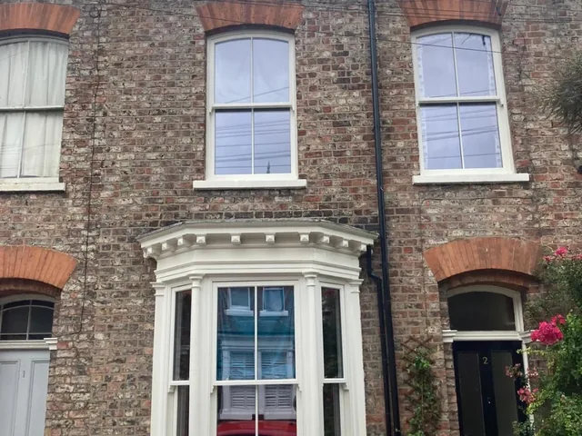 Accoya bay sash windows on York terrace